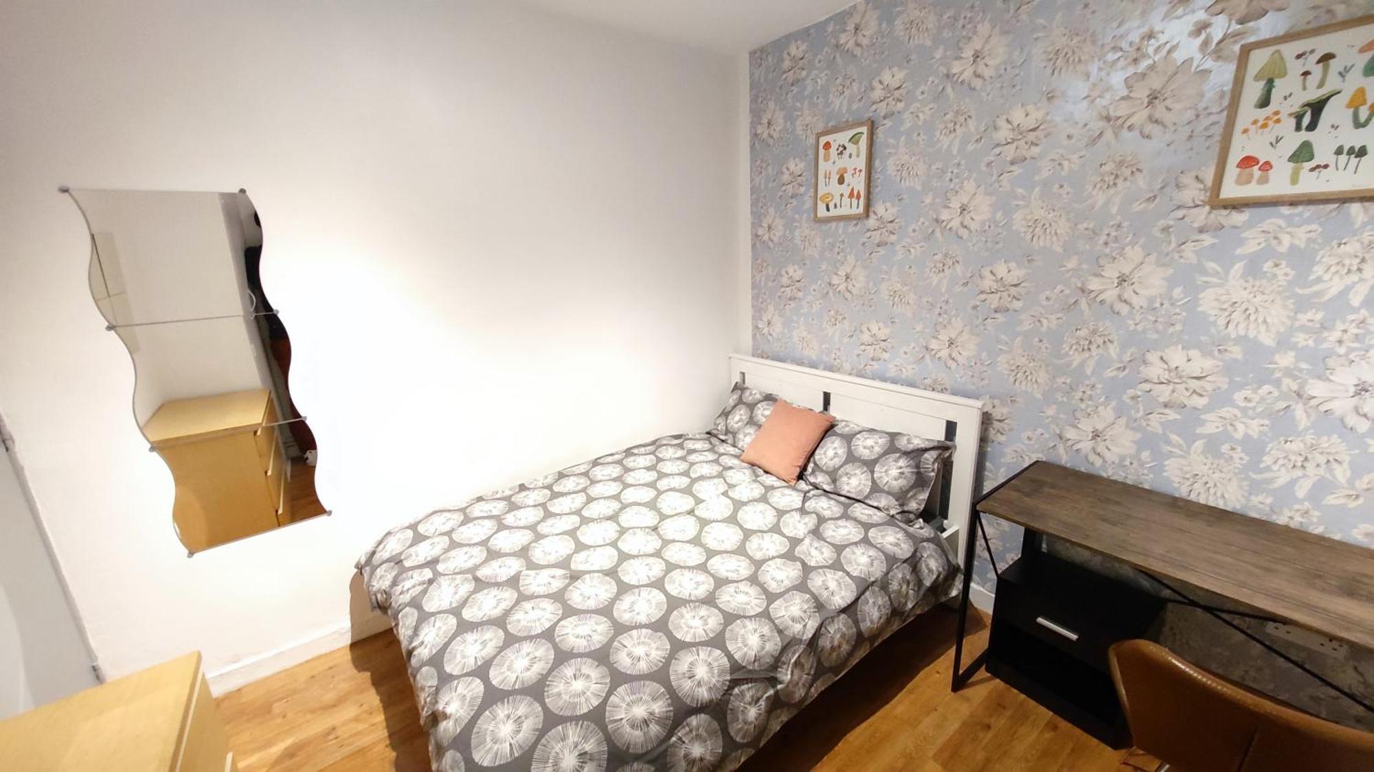 Spacious Flat With 2 To 3 Bedrooms In Central London Exterior photo